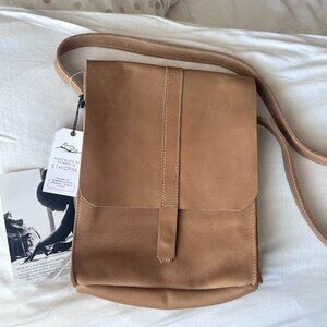 NWT Raven + Lily Leather Crossbody